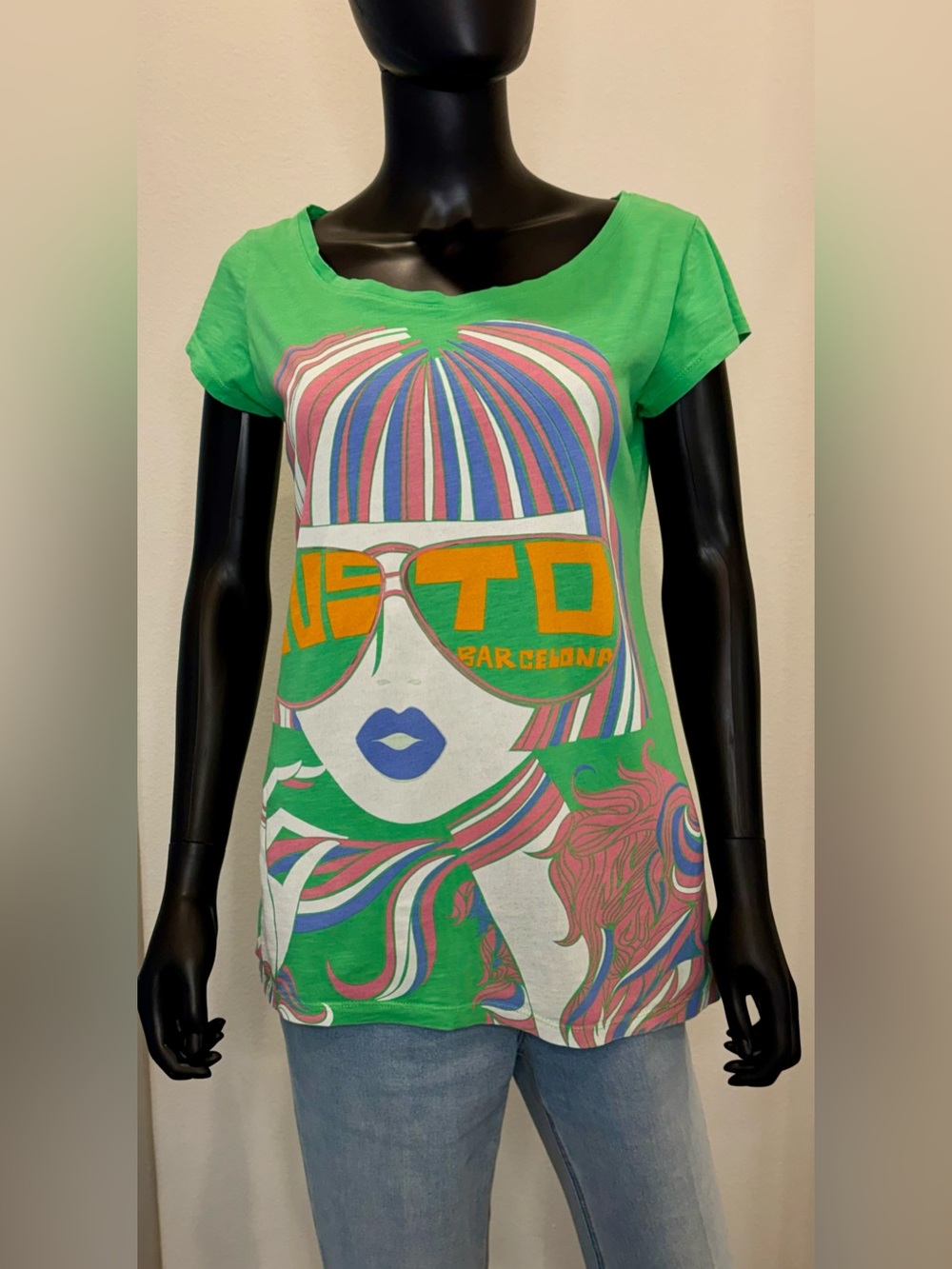 Vintage Custo Barcelona Graphic T Shirt Size M